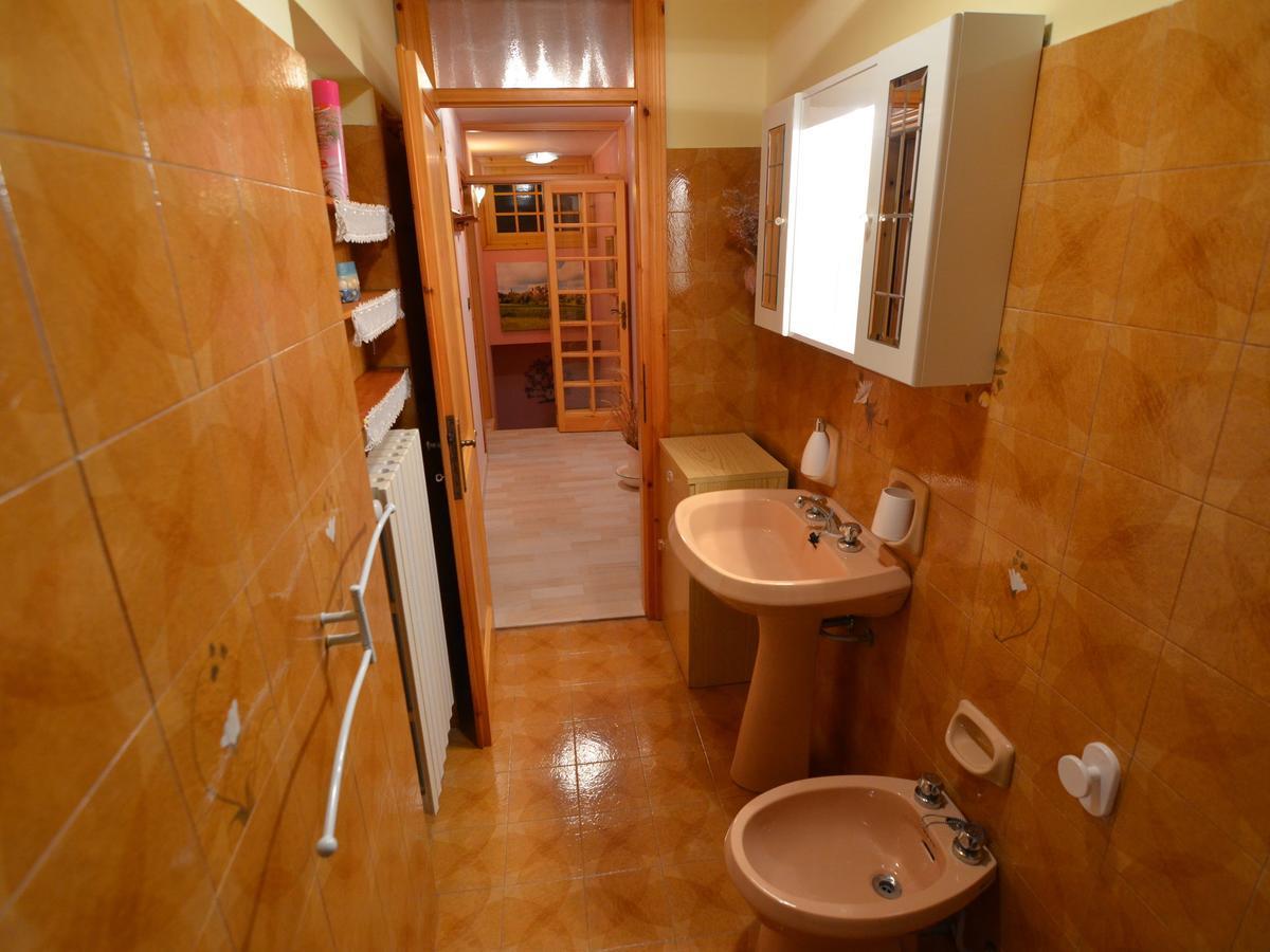 Belvilla By Oyo Graceful Apartment With Garden Petrella Guidi Ngoại thất bức ảnh